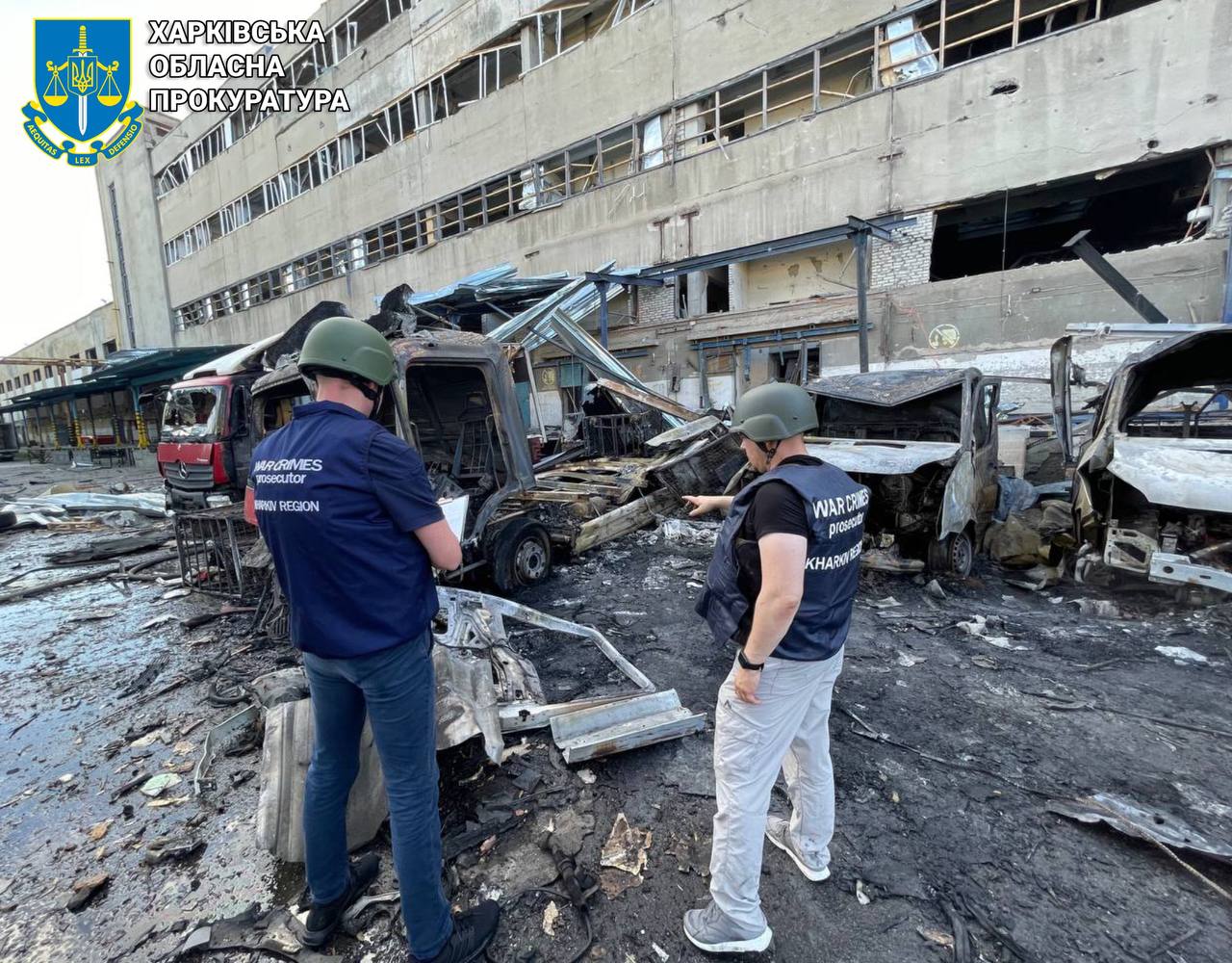 Оккупанты ударили по терминалу "Новой почты" в центре Харькова